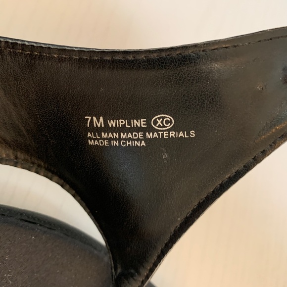 A2 Aerosoles Wipline Flip Flop Sandals Black Leather Thong 7 Coach Cushion Buckl - Picture 9 of 9